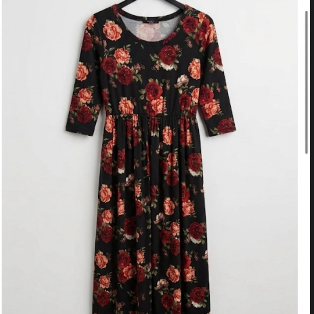 Floral Black and Red Women's Dress